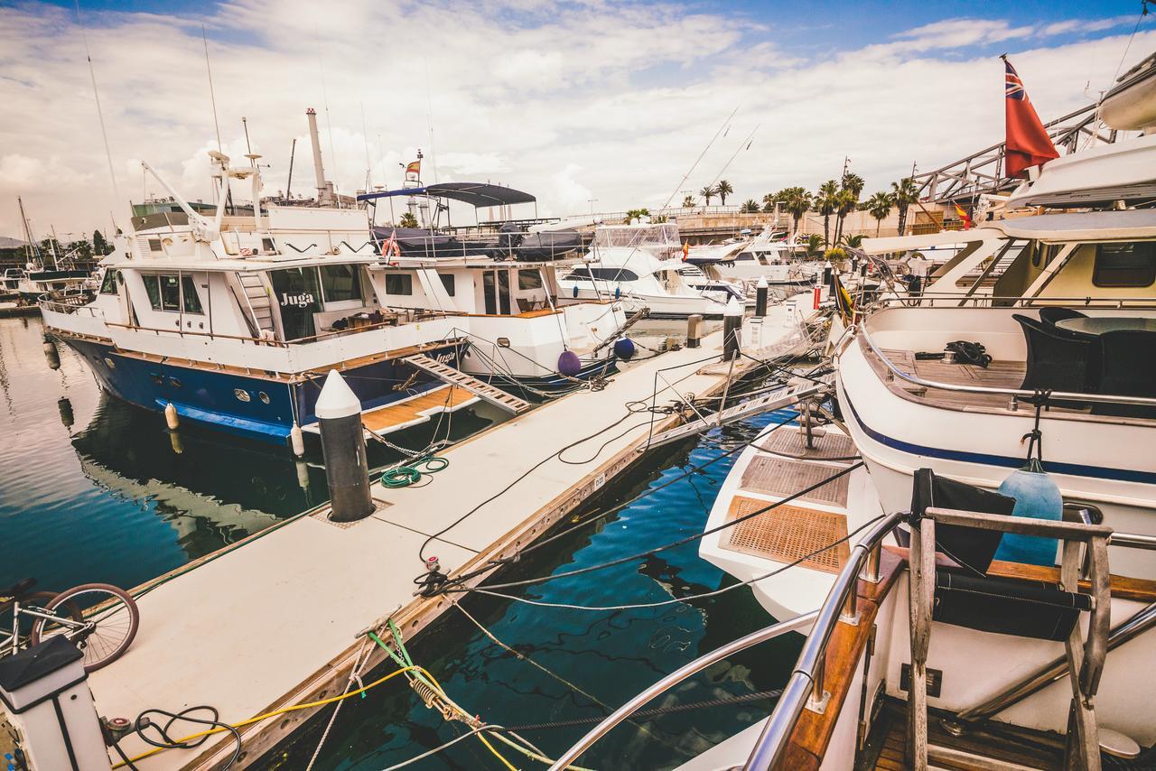 Motor Yacht Boatel * Barcelone